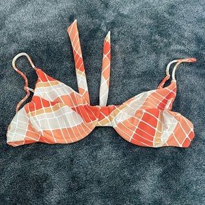 BRAND NEW NEVER WORN Skatie Orange Bikini Underwire Top